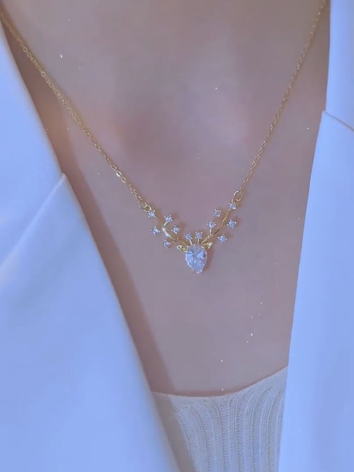 Crystal Reindeer Necklace 18k Gold Plated